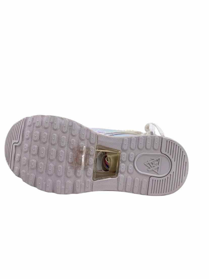 Yru Ladies Size 6 NEW Shoes