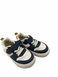 Carter's Kids Size 5 Shoes