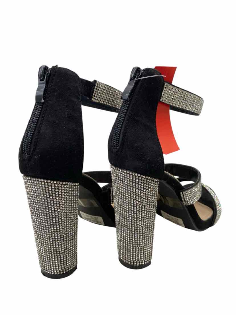 Life Stride Ladies Size 8 Shoes
