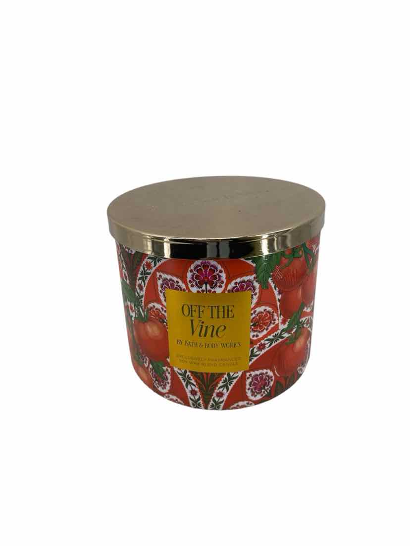 Bath and Body Works off the vine NEW Candle