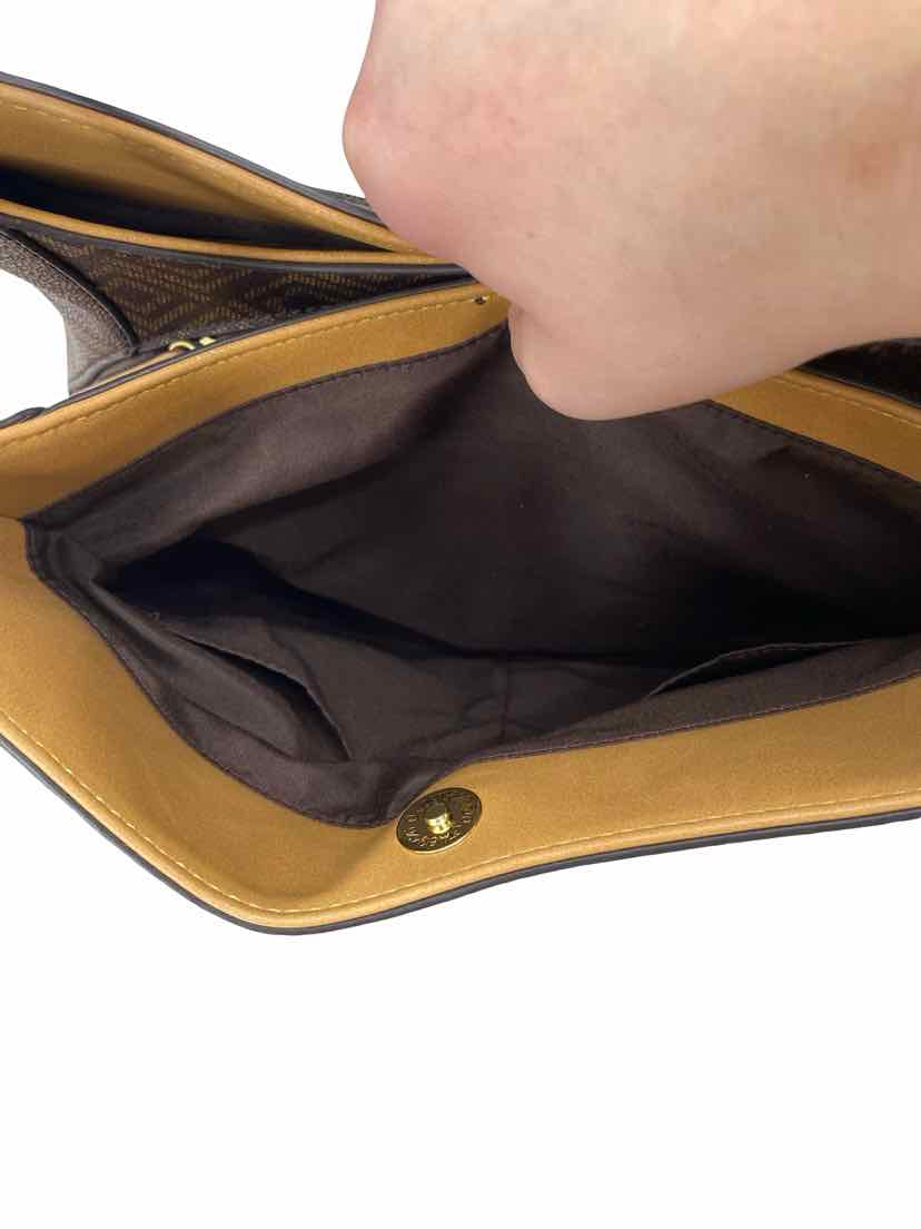Liz Claiborne Ladies NEW Purse