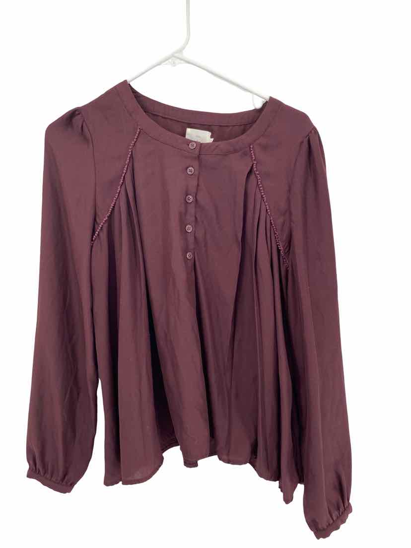 Alice & Uo Ladies Size M Shirt