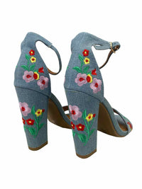 Shoe Republic LA Ladies Size 7 Shoes