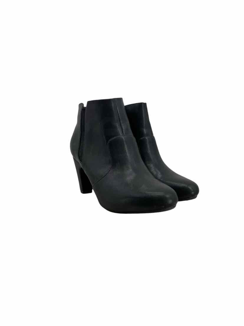 Easy Spirit Ladies Size 8.5 Boots