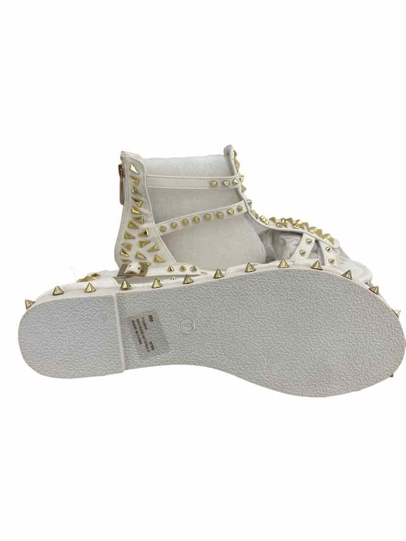 Cape Robbin Ladies Size 9 NEW Sandals