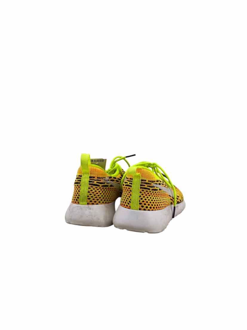 Nike Ladies Size 7 Shoes