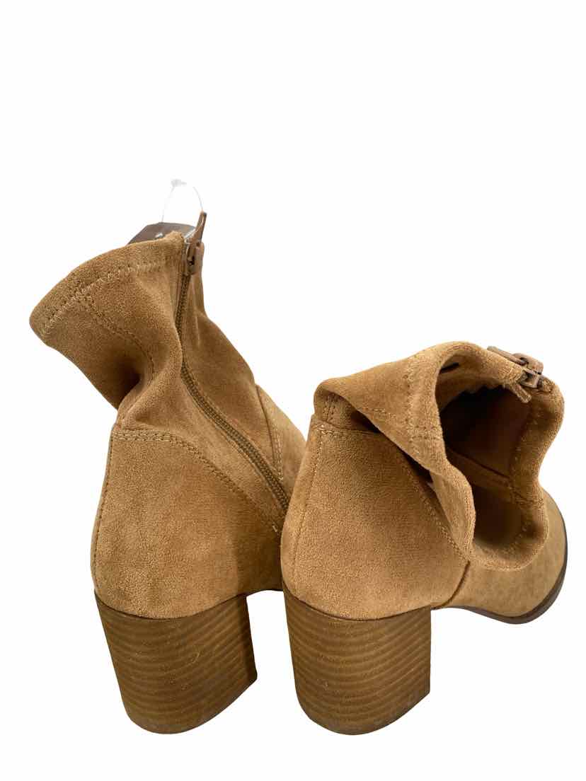 Dolce Vita Ladies Size 7 Boots