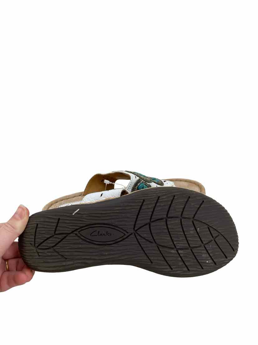 Clarks Ladies Size 8.5 Sandals