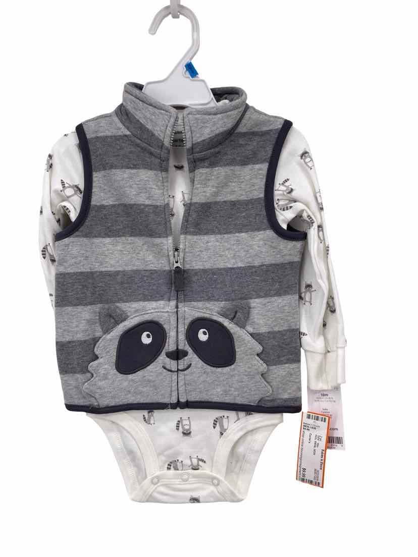Carter's Kids Size 18m NEW 2 pc