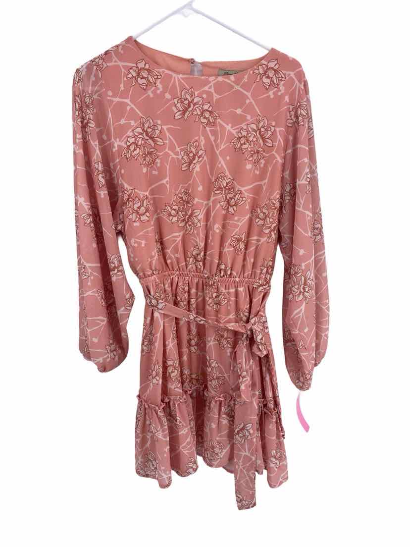 Flying Tomato Ladies Size Medium Dress