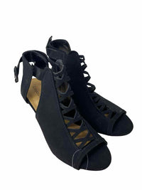 City Classified Ladies Size 8 Shoes