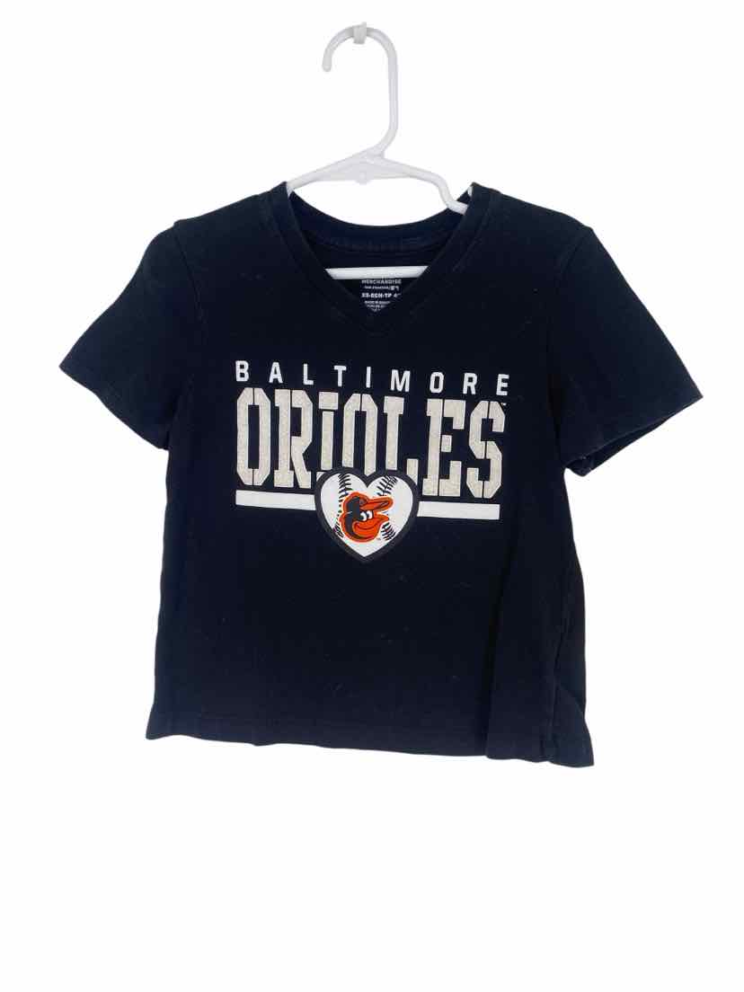 Genuine Merchandise Kids Size 4/5 Shirt