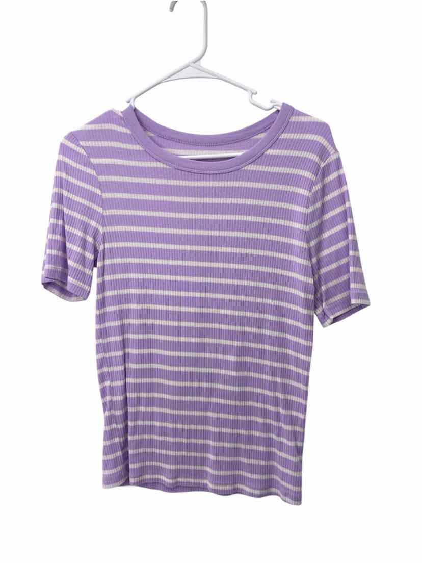 A New Day Ladies Size M Shirt