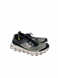 On Cloud Ladies Size 8.5 Shoes