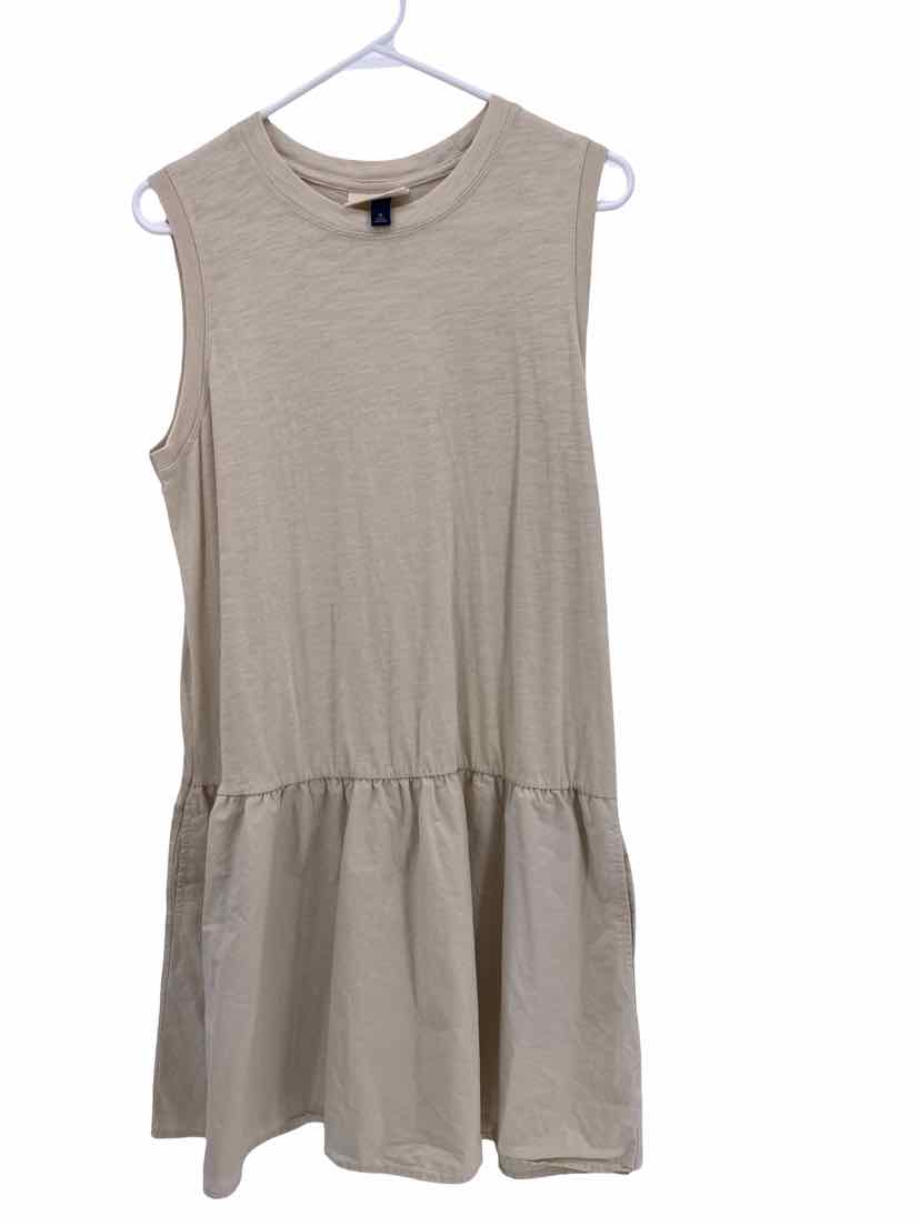 Universal Thread Ladies Size M Dress