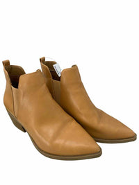 Universal Thread Ladies Size 6.5 Boots