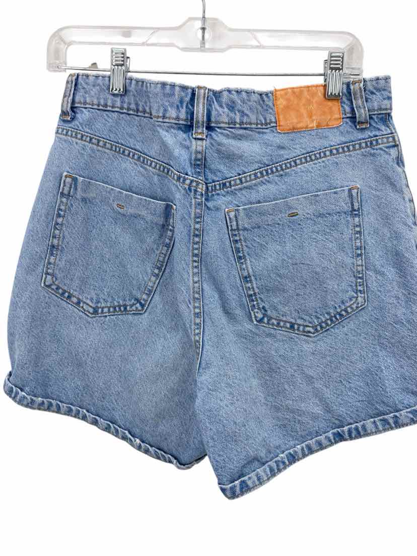 Zara Ladies Size 8 Shorts