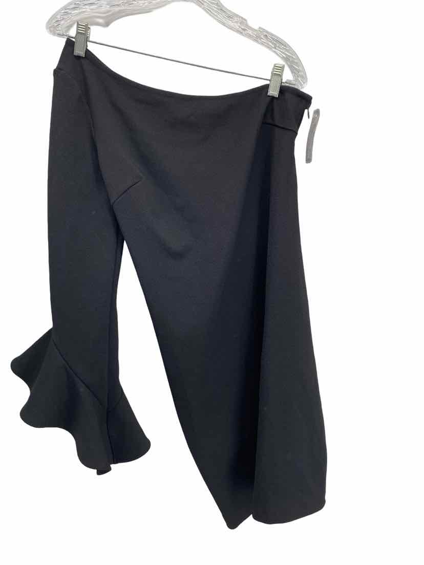 Trina Turk Ladies Size 6 Dress