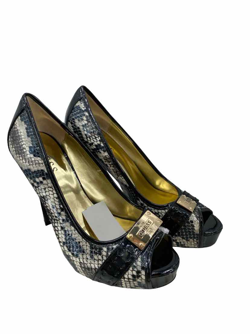 Guess Ladies Size 8 Shoes