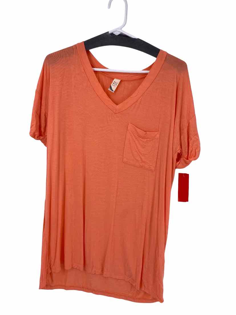 Flamingo Ladies Size Medium Shirt