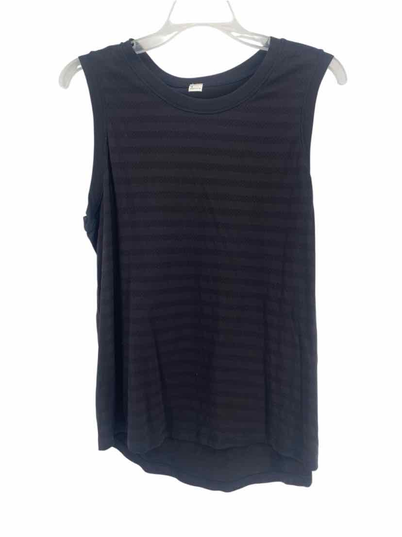 DSG Ladies Size Medium Shirt