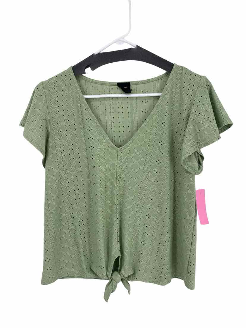 W5 Ladies Size M Shirt