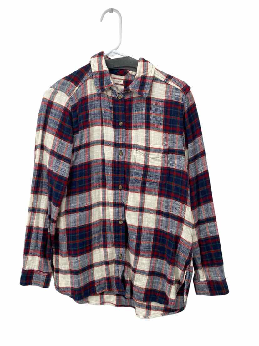 American Eagle Ladies Size Medium Shirt