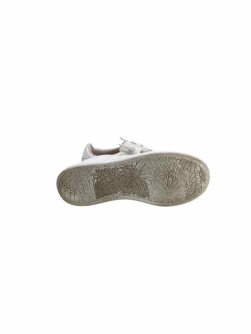Bobs Ladies Size 7.5 Shoes
