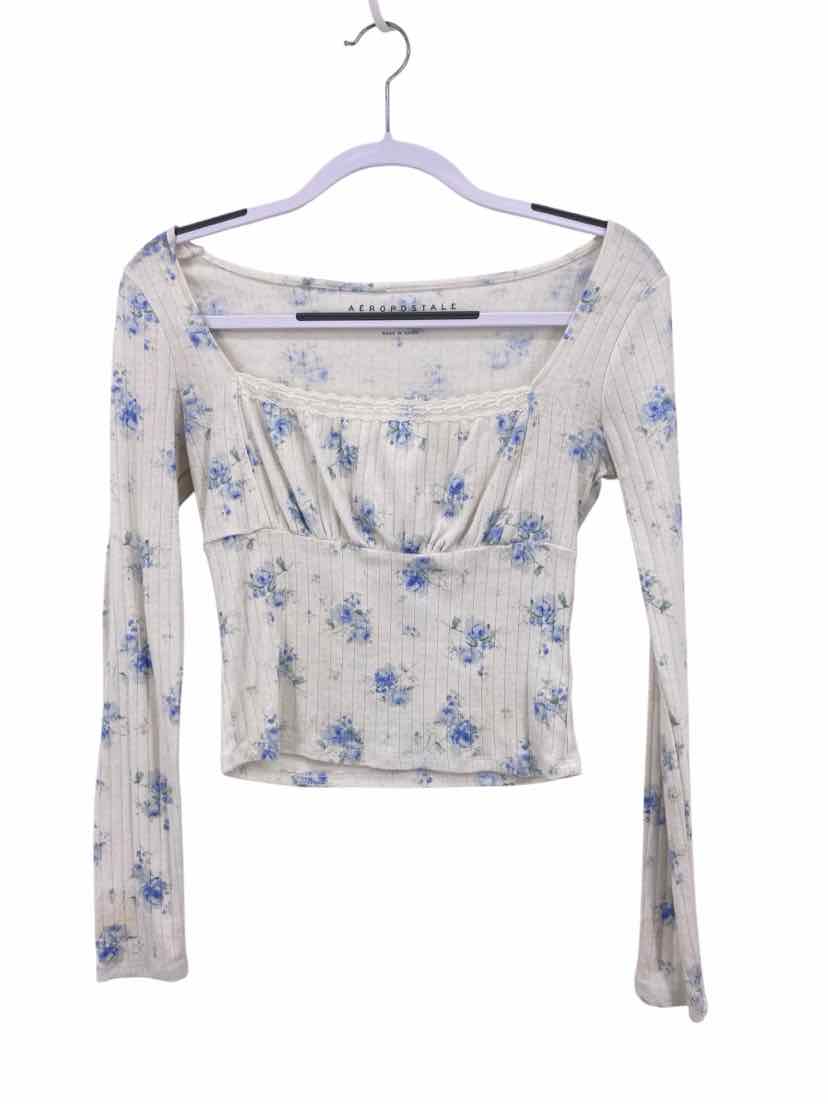 Aeropostale Ladies Size Medium Shirt