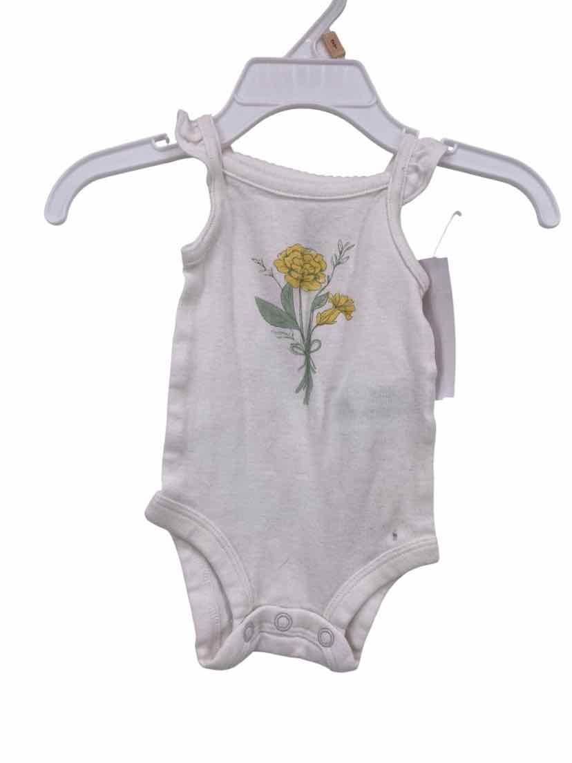 Carter's Kids Size Newborn Onesie