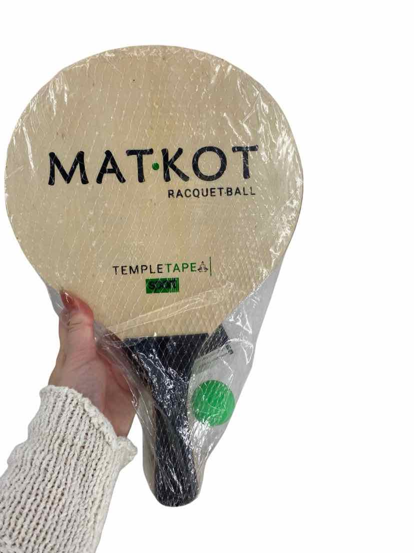 Mat-Kot Racquetball set NEW Sports Equipment
