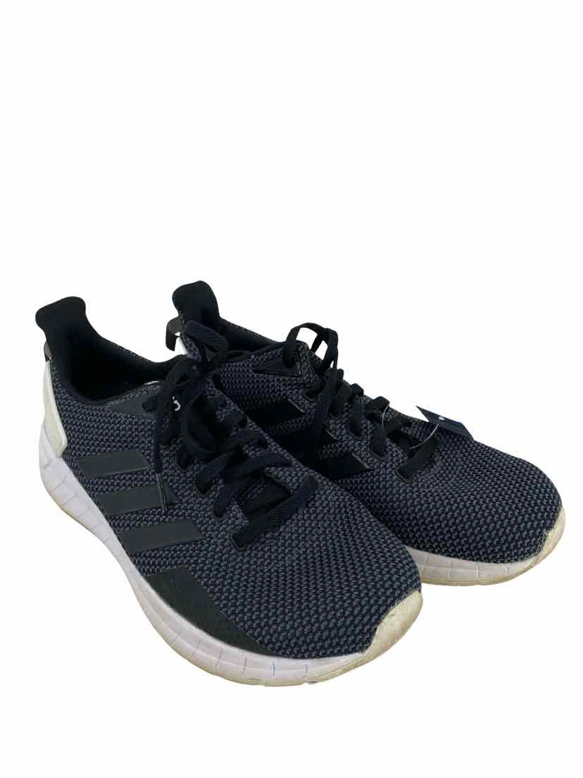 Adidas Ladies Size 8 Shoes