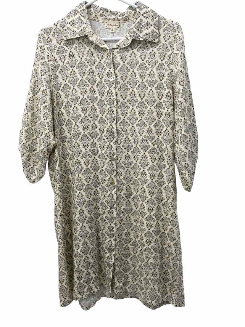 Cloth & Portrait Ladies Size M Dress