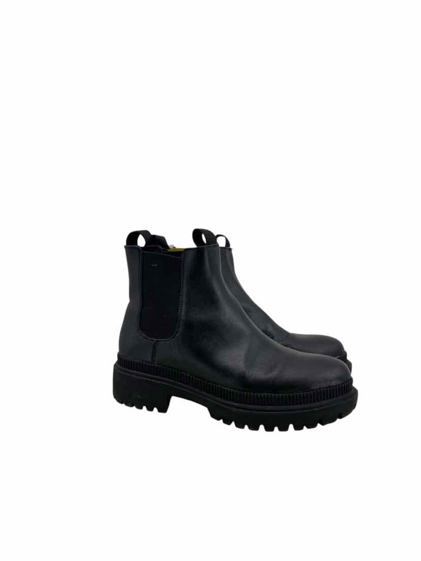 No Brand Ladies Size 39/8/8.5 Boots