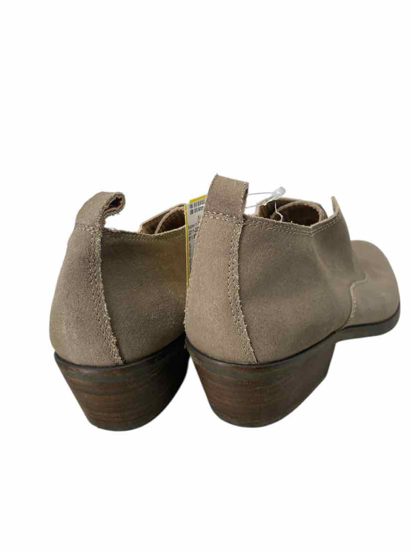 Lucky Brand Ladies Size 8 Shoes