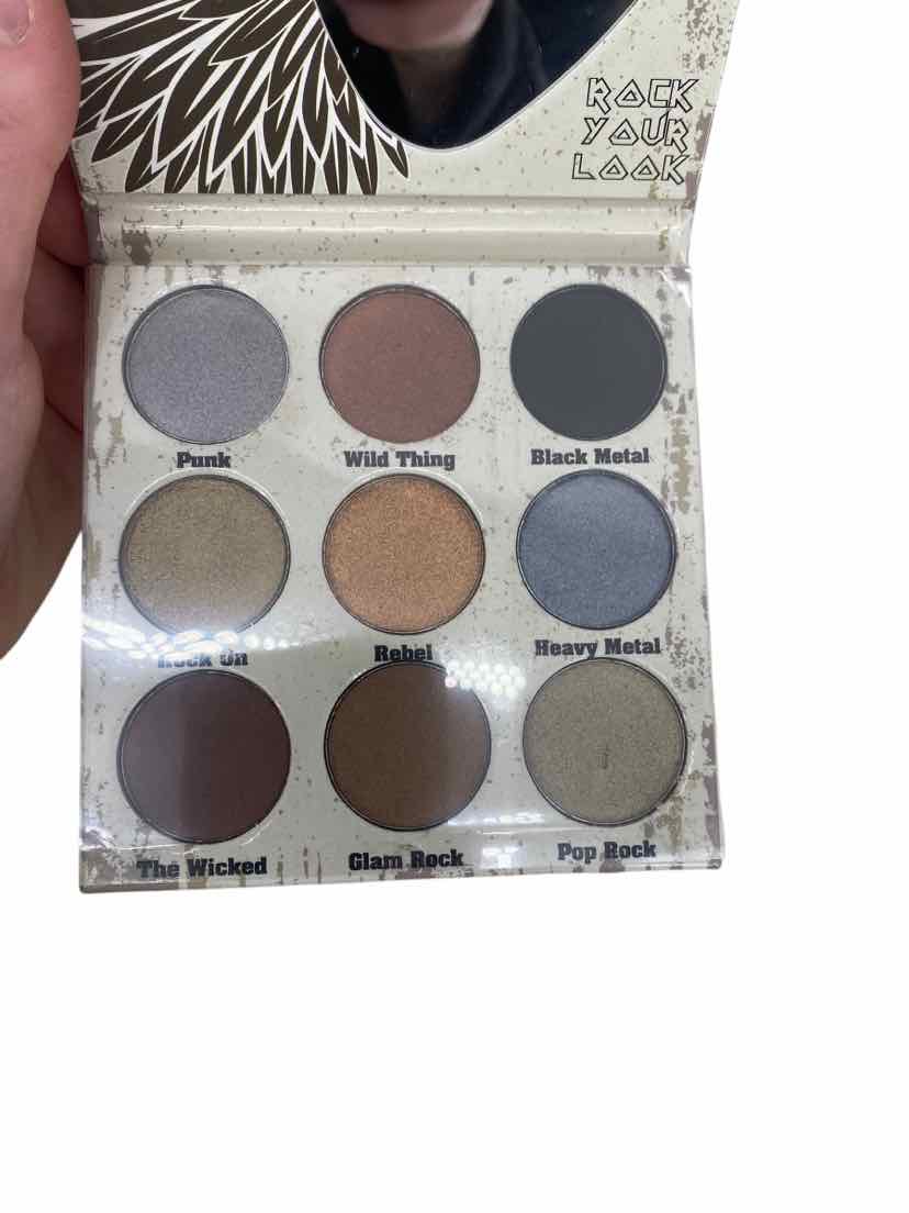 Crown NEW Eyeshadow