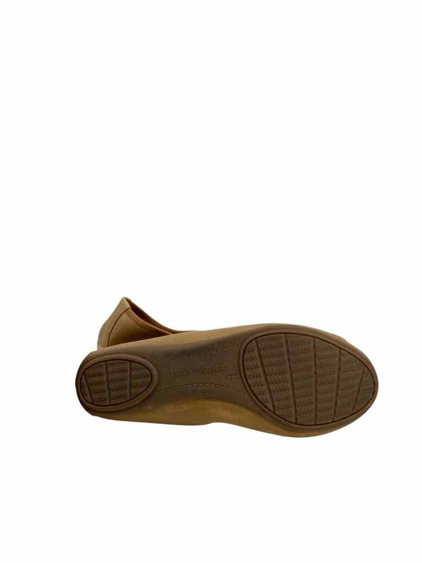 Hush Puppies Ladies Size 8.5 Shoes