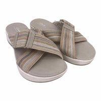 Clarks Ladies Size 8 Sandles