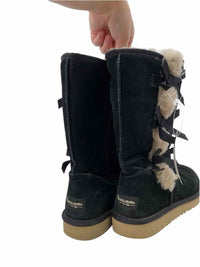 Koolaburra by Ugg Ladies Size 10 Boots