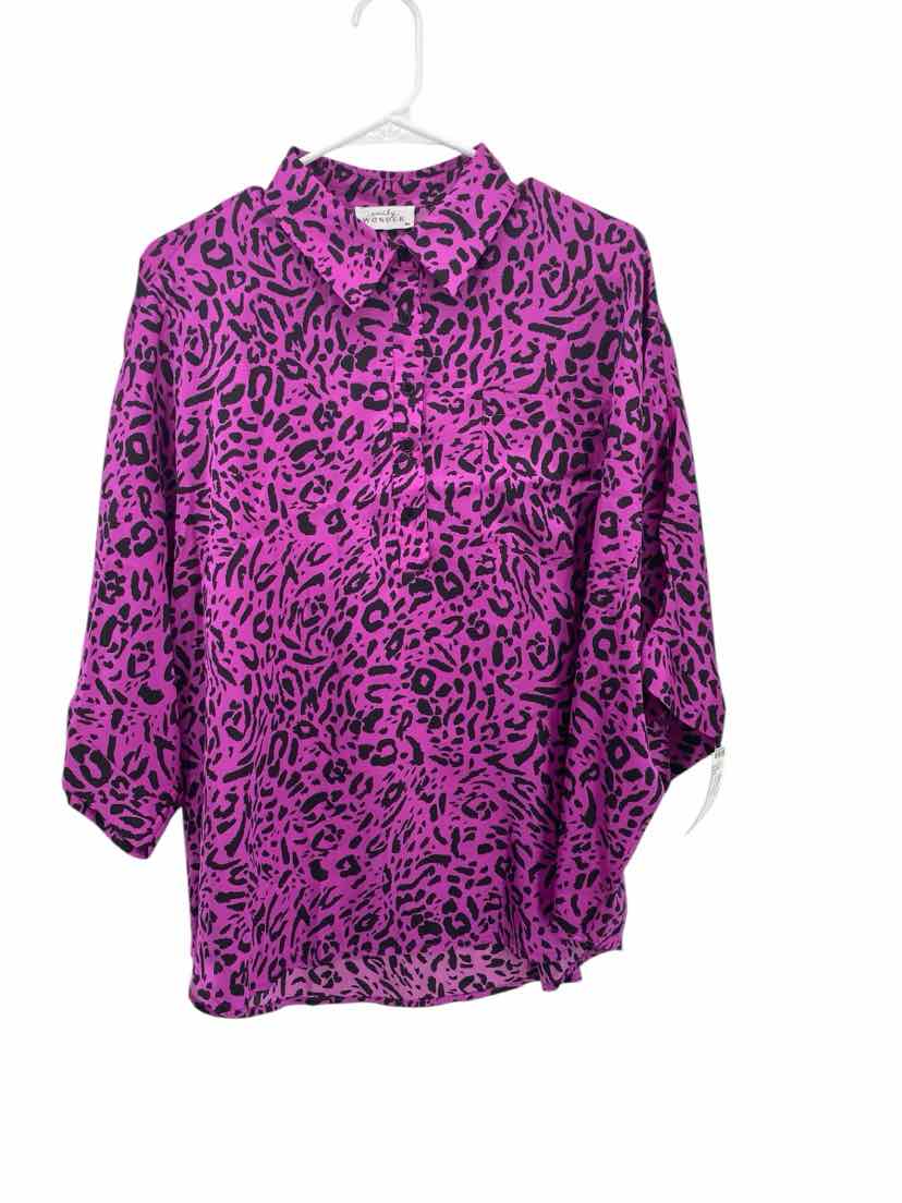 Emily Wonder Ladies Size M/L Shirt