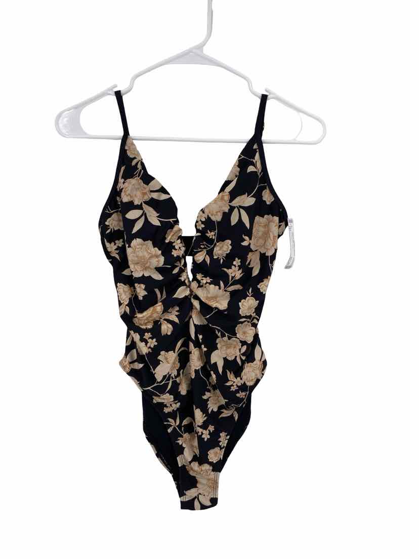 Cupshe Ladies Size M NEW Bathing Suit