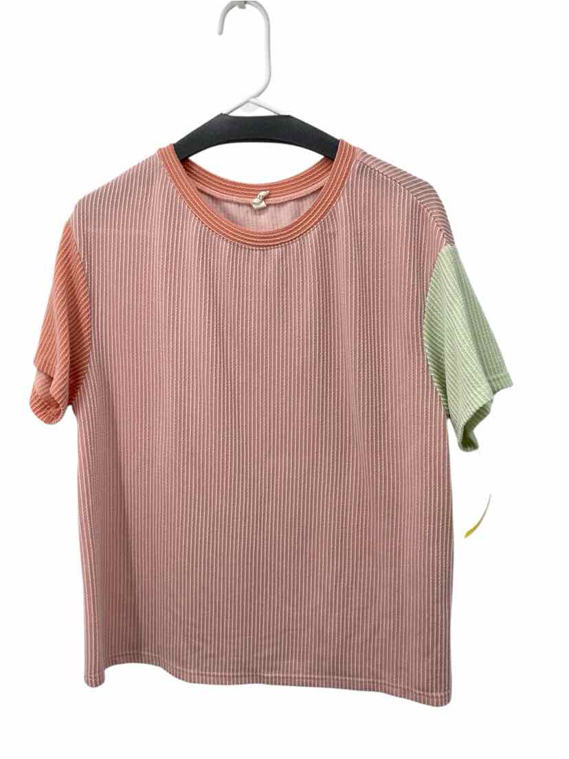 Evaless Ladies Size L Shirt
