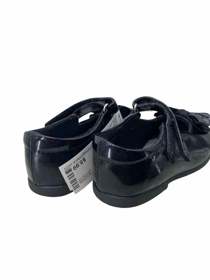 Smart Fit Kids Size 6 Shoes
