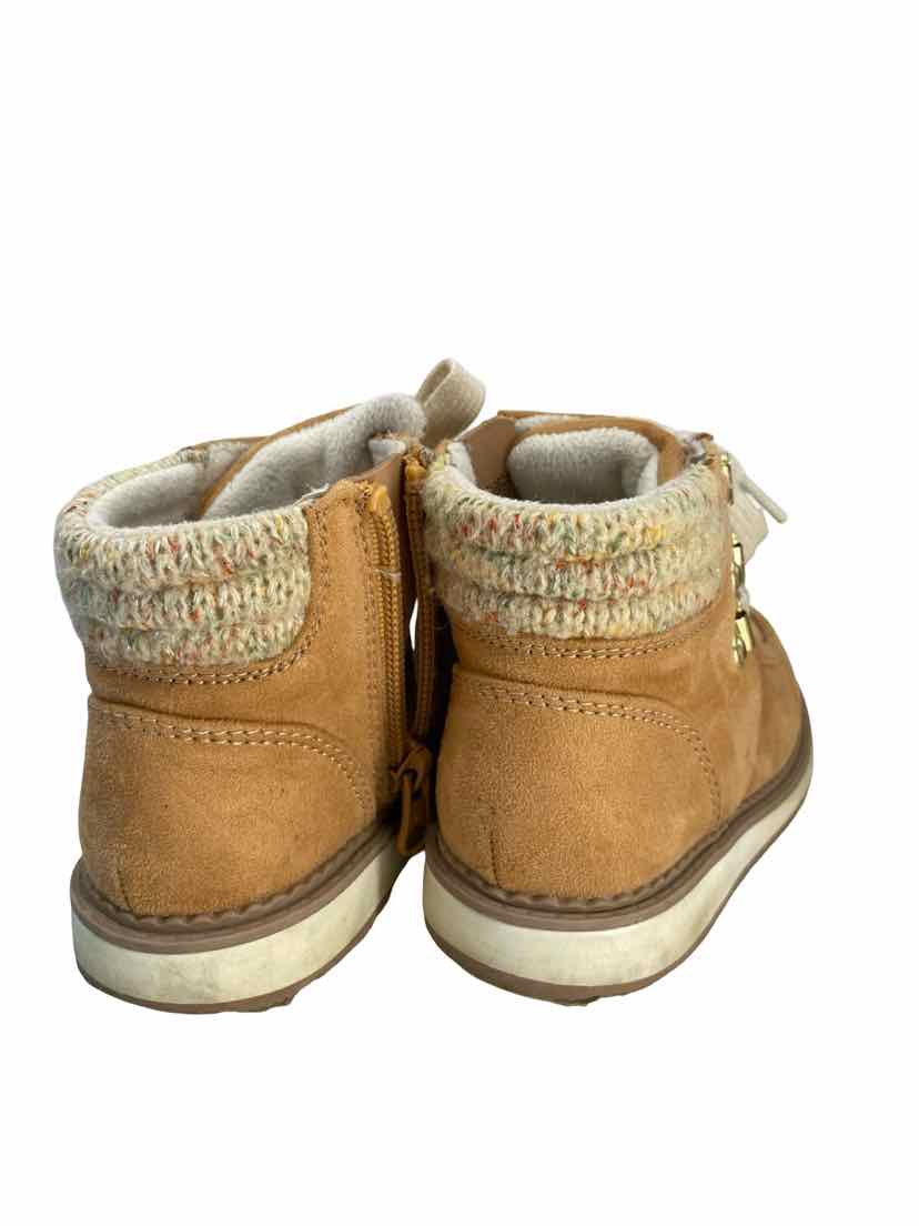 Cat & Jack Kids Size 8 Suede Boots