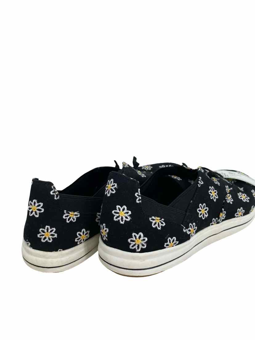 Clarks Ladies Size 9 Shoes