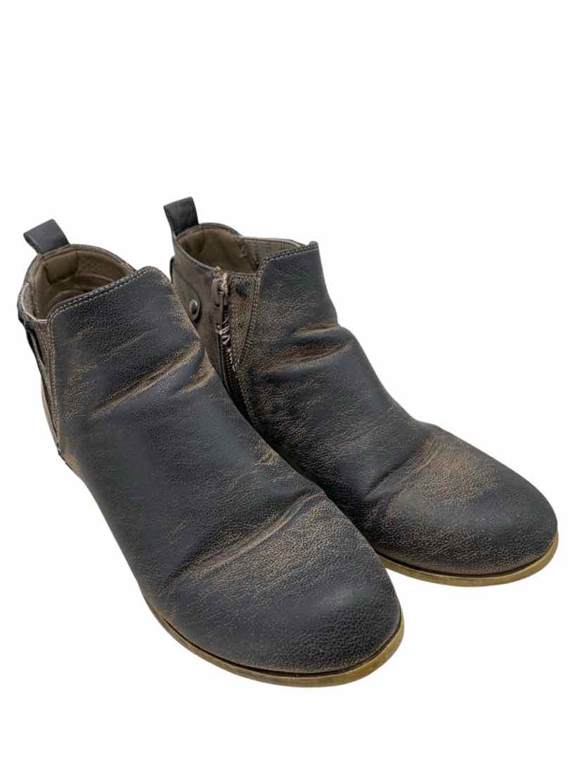 Jessica Cline Ladies Size 7 Shoes