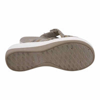 Clarks Ladies Size 8 Sandles