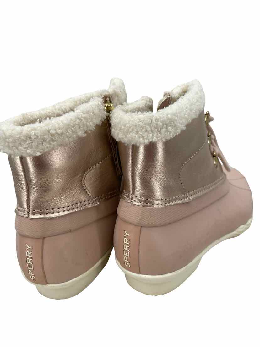Sperry Ladies Size 8 Boots