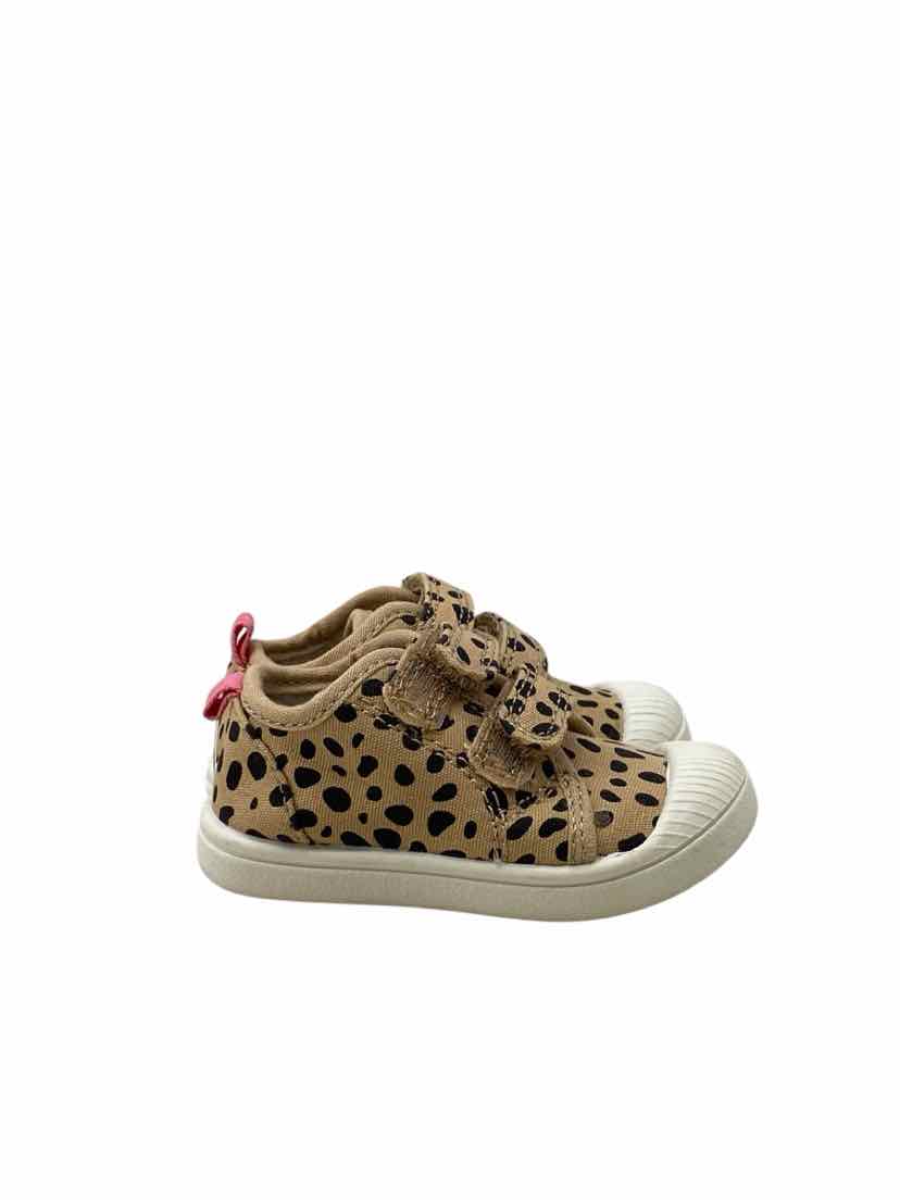 Cat & Jack Kids Size 4 Shoes