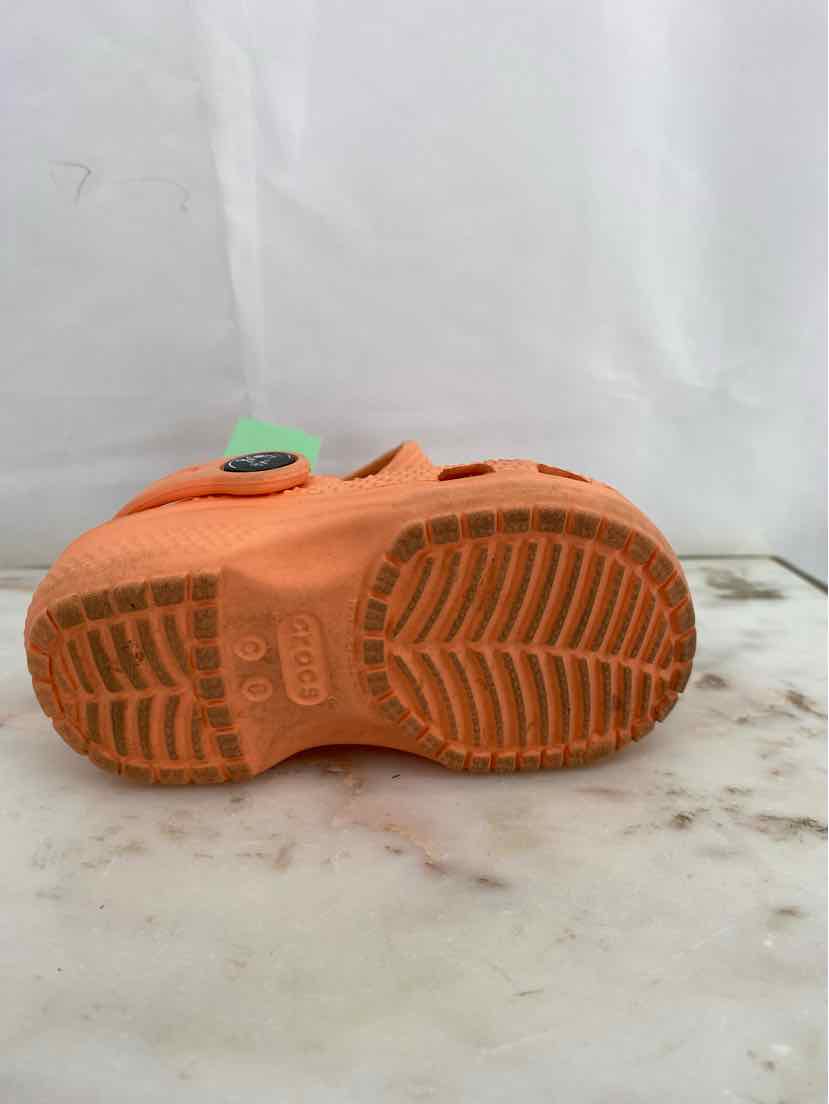 Crocs Kids Size 6 Shoes